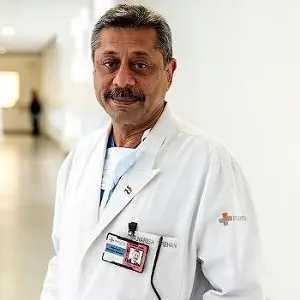 Dr. Naresh Trehan, leading cardiovascular and cardiothoracic surgeon at Medanta Hospital, Gurugram, India