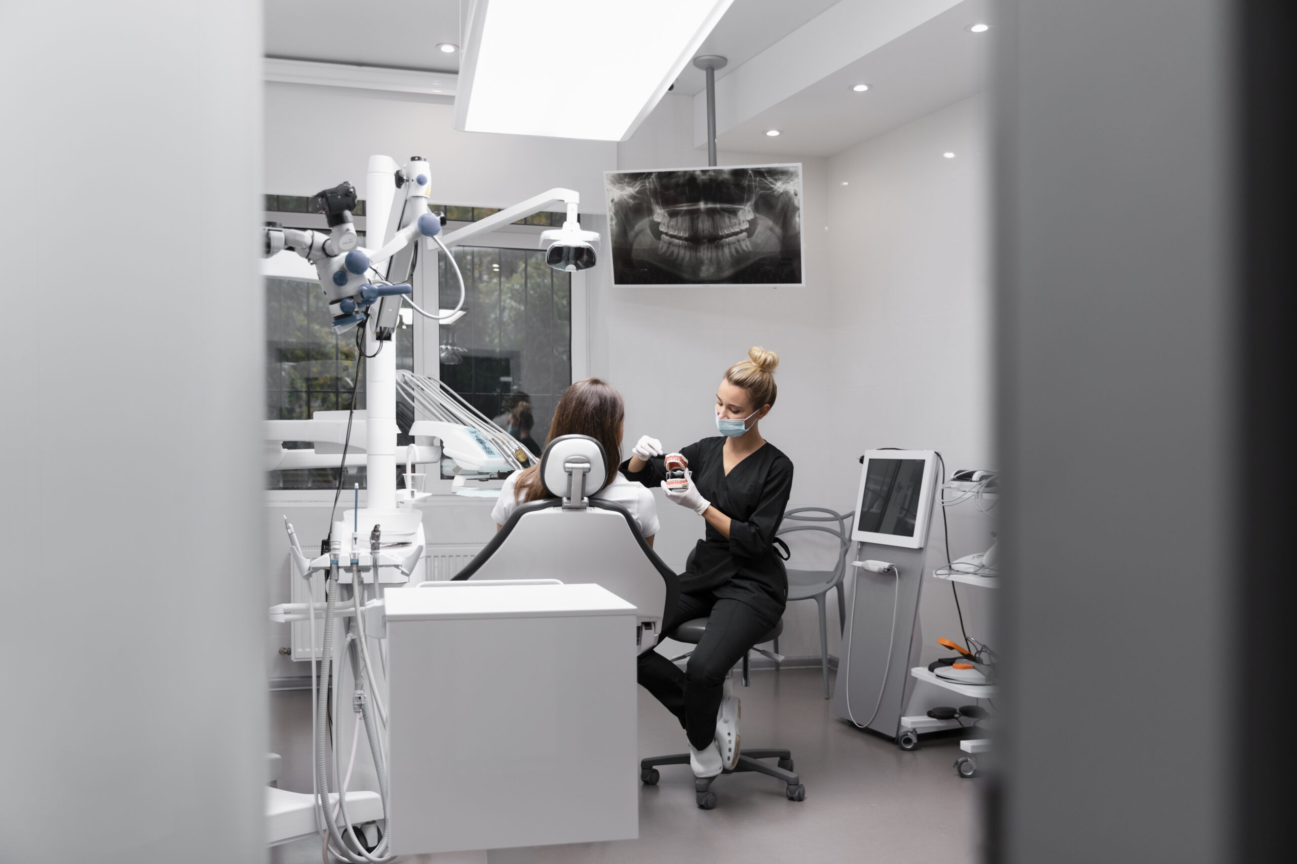 Best Dental Clinics in India 2025