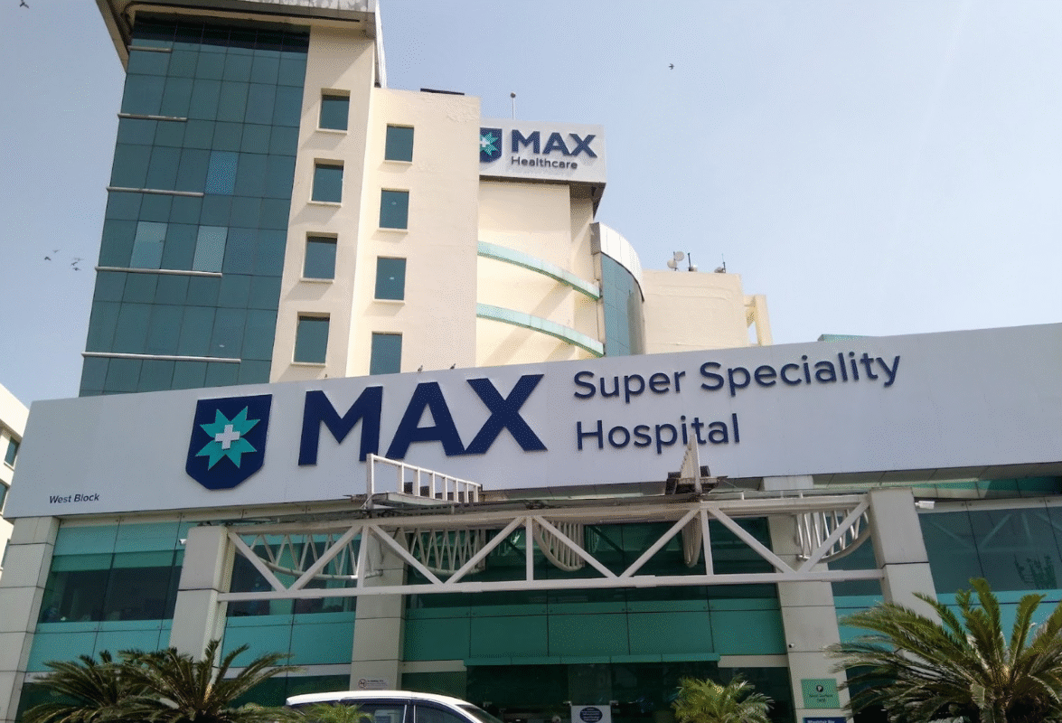 Max Super Speciality HospitaMax Institute of Cancer Care Delhi NCR multidisciplinary oncology hospitall India – JCI accredited hospital
